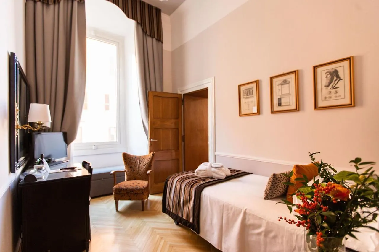 Bettoja Hotel Massimo D'Azeglio Rome 4*,