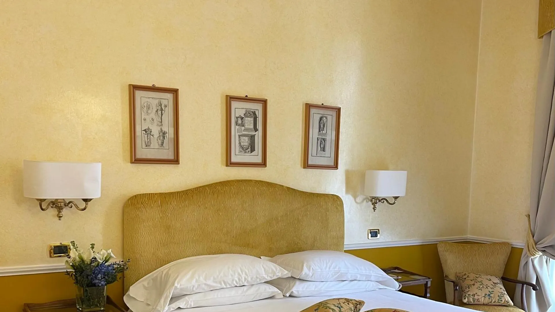 Bettoja Hotel Massimo D'Azeglio Ρώμη