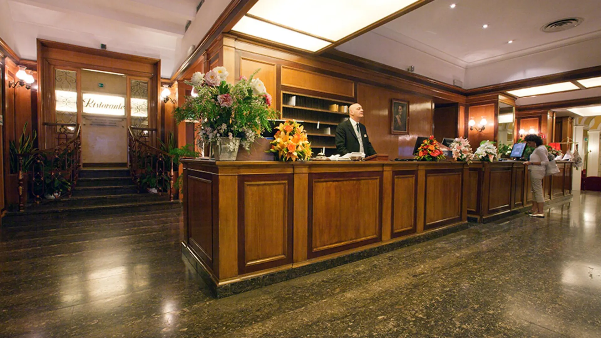 Bettoja Hotel Massimo D'Azeglio Rome 4*,  Italy